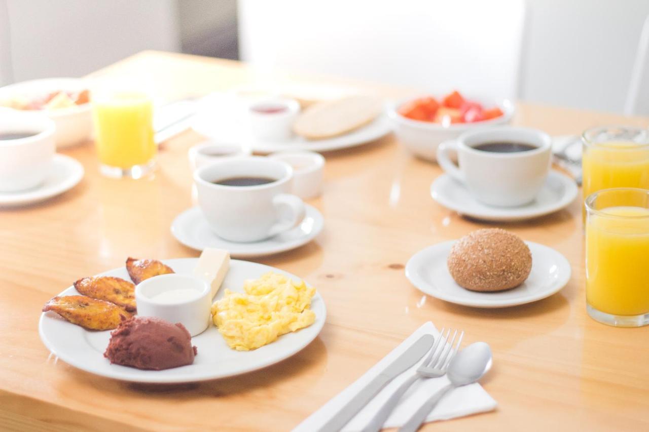 Maria Jose Suites San Salvador Zewnętrze zdjęcie