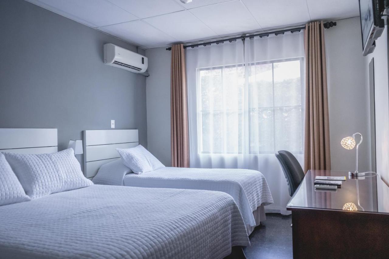 Maria Jose Suites San Salvador Zewnętrze zdjęcie