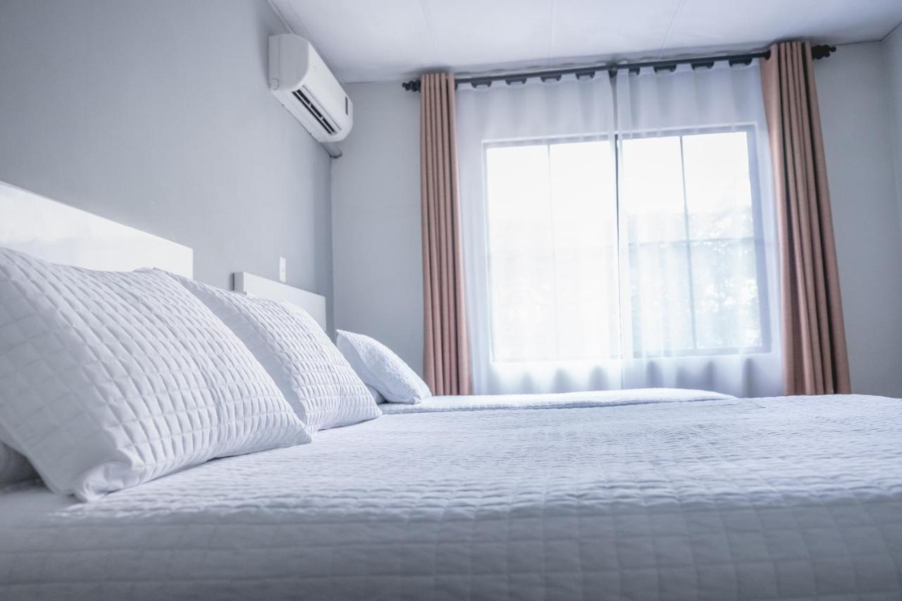 Maria Jose Suites San Salvador Zewnętrze zdjęcie